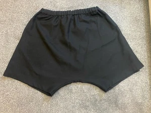 Pantalones Cortos Comme Des Garcons NEGROS Lana L - Imagen 1 de 9