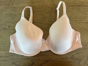 Victoria's Secret Smooth Purest Pink 36DD Body By Victoria Full Coverage Bra VS - Picture 1 of 2