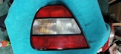 Lámpara trasera lateral para conductores Daewoo Laganza 1997-2002 bombillas incluidas 96206580 Foto 1 de 2