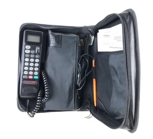 Motorola Cellular One Cellphone SLN606 Mobile Bag Car Phone Untested - Afbeelding 1 van 7