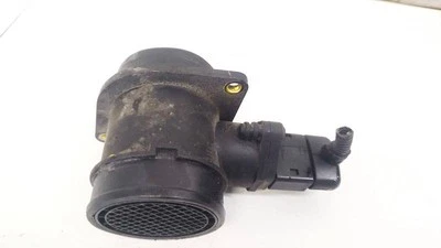 Sensor de masa de aire usado Volkswagen Golf 2002, genuino #2292045-20 Foto 1 de 4