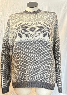 Vintage Trader Bay Snowflake Winter Ski Crewneck Sweater Mens Size L - Image 1 of 4