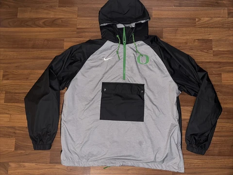 OREGON DUCKS. NIKE. PULLOVER. JACKET. MEN. SIZE. XXL Cover