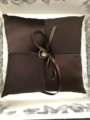 Portador de anel de travesseiro Hortense B. Hewitt Co. Mocha Dream - Novo na caixa - Imagem 1 de 4