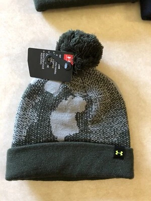 Nuevo con etiquetas Sombrero tejido Under Armour Little Pom para niños dos colores disponibles Foto 1 de 4