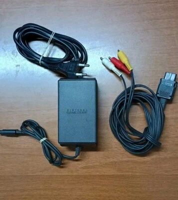 ORIGINALE Alimentatore + Cavo Video Nintendo GameCube - Europa PAL - Immagine 1 di 2