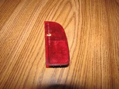 SUBARU LEGACY OUTBACK SIDE MARKER REFLECTOR LH OEM 2008 2009 DRIVER - Image 1 of 2