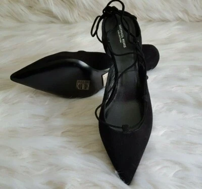 MICHAEL KORS COLLECTION Zapatos de salón con cordones Somers Runway 6,5 y 8 negros $495  Foto 1 de 4