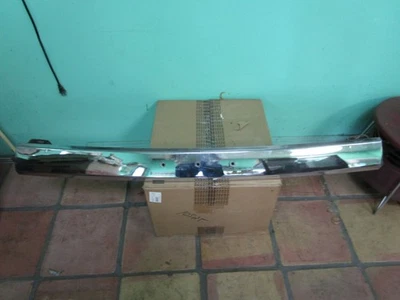 Parachoques delantero cromado Triumph TR6 modelos 1973-1974,5, XKC760 British Leyland ¿NUEVO? Foto 1 de 4