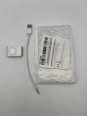 Apple iPod Shuffle 2nd Generation Silver  - Image 1 of 3