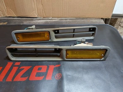 Nissan D21 Hardbody Truck Pathfinder Front Bumper Grille W/ Light Lamp Pair OEM - Image 1 of 4