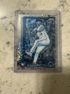2025 Topps Chrome Chris Bassitt Subzero Refractor -2/0 Frozenfractor - Picture 1 of 2