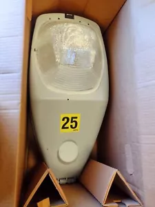 COOPER LIGHTING OVX25SWW3E4 250W 120V PULSE START METAL HALIDE - Picture 1 of 2