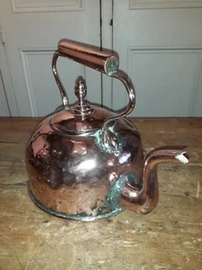 VICTORIAN COPPER KETTLE (LARGE) - Picture 1 of 5