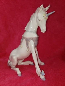 Lladro Unicorn # 5880 great condition - NO box - Picture 1 of 11