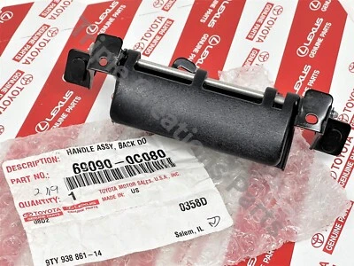 69090-0C080 正品丰田后尾门手柄 01-07 红杉和 98-03 西耶纳 原始设备制造商 — 第 1/4 张图片