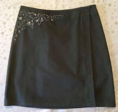 Falda envolvente Ann Taylor Loft bordado floral algodón verde oliva talla 6 usada en excelente estado Foto 1 de 4