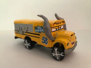 disney cars 3 diecast miss fritter thunder hollow - Picture 1 of 6