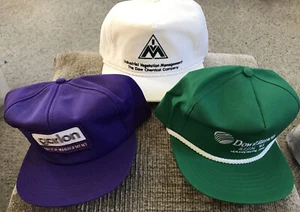 Cappello camionista vintage lotto 3 cappelli made in USA Dow pubblicità berretti agricoltura - Foto 1 di 11