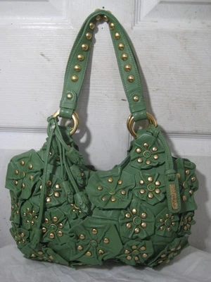 Isabella Fiore булочки зеленый кожаный с заклепками наплечная сумка - Изображение 1 из 4