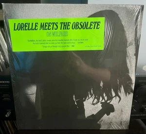 Lorelle Meets the Obsolete - On Welfare LP color vinyl exc NM shape - Imagen 1 de 4
