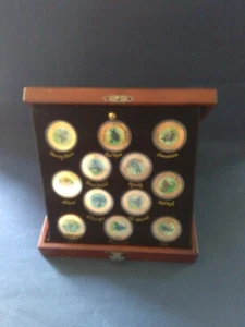 Danbury postfrisch Münzen Racing Legends Medaillons 22ct. Gold Graham Isom. - Bild 1 von 12