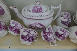 1820er ENGLISCHES PORZELLAN LILA FLEDERMAUS DRUCK TEIL TEESET - DAMEN MIT VERBOGEN ÜBER KIND - Bild 1 von 23