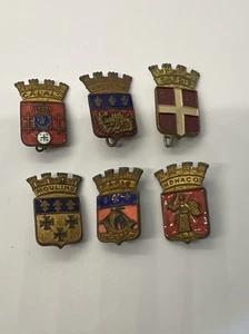 Lot 6 Vintage European Town Pins Paris Calais Monaco Le Havre Moulins + goldfarben - Bild 1 von 10