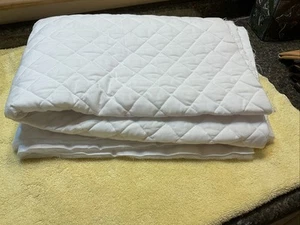 1-1/4th Yard Quilted Backing Fabric**White**NEW w/no defects - Picture 1 of 2