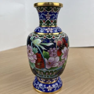 Chinese Cloisonne Enamel Jingfa Vase 6" Cobalt Blue Peony Lotus Flowers Vintage - Picture 1 of 7