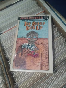 The Sheep Look Up John Brunner Taschenbuch Vintage 1972 PB. 1982, 7. Auflage. - Bild 1 von 1