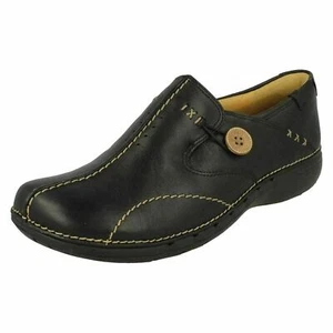 Ladies Clarks Unstructured 'Un Loop' Leather Casual Slip On Shoes D & E Fittings - Picture 1 of 12