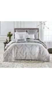HOTEL COLLECTION CLASSIC EMBOSSED JACQUARD F/QUEEN  DUVET COVER+2St ShamsSILVER