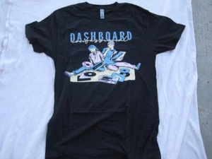 Camiseta Para Hombre PEQUEÑA Tablero Confesional Negra Manga Corta Banda Siguiente Nivel - Imagen 1 de 5