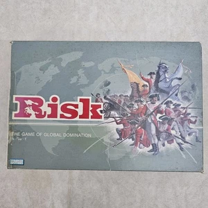 Juego de mesa Parker Brothers Risk Global Domination 2003 como está usado - Imagen 1 de 21