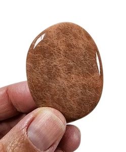 Moonstone Crystal Peach Polished Smooth Stone Madagascar 21.1 grams - Picture 1 of 1