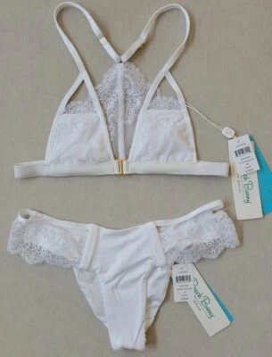 Bralette de encaje Beach Bunny Love Boat (talla XS) y parte inferior escasa (talla S), blanco Foto 1 de 4
