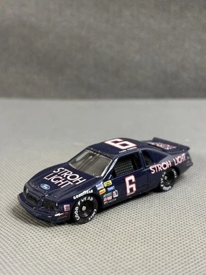 Luz de paja suelta Mark Martin 1/64 RCCA diecast Foto 1 de 4