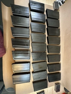 Cuerpos de cargador C1A1 aptos para rifles FN con patrón de pulgadas L1A1 ¡Leer descripción! Foto 1 de 4