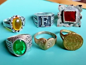 LOTE EXTREMADAMENTE RARO DE ANILLOS ANTIGUOS DE PLATA DE BRONCE ARTEFACTO MUY RARO - Imagen 1 de 5