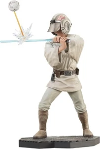 Star Wars Milestones: A New Hope Luke Skywalker Training Statue #48 / 1000 - Picture 1 of 10