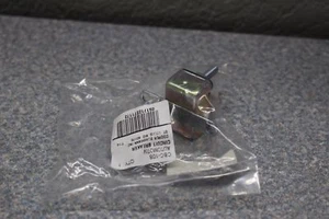 Interruptor de circuito y soporte de parada corta Bussmann Buss CBC-10B 12V 10A tipo 1 - Imagen 1 de 7