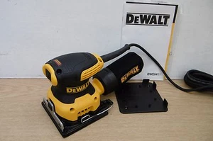 DeWALT DWE6411 1/4 sheet orbital palm sander + dust bag 240v - Picture 1 of 2