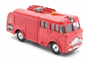 Dinky Toys Airport Fire Engine 276 1/43 Vintage Die Cast Model Truck Tanker - Picture 1 of 5