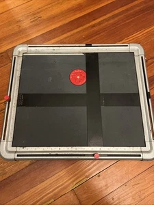 Dialmaster Airequipt Photography Easel, 19 X 16 in Dual Blade - Picture 1 of 11