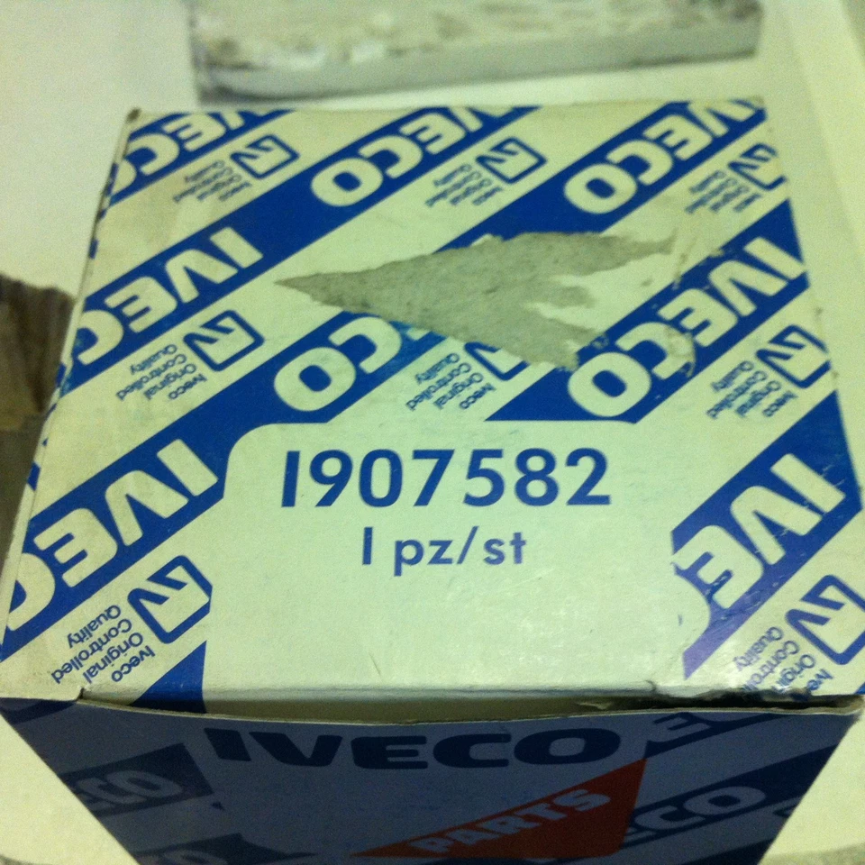 Filtro olio Iveco 1907582 - 2 pezzi - Immagine 1 di 1