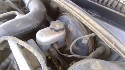 Amplificador de freno eléctrico Saturn Sl2 2000 2001 2002 con juego de pares de cilindros maestros OEM Foto 1 de 4