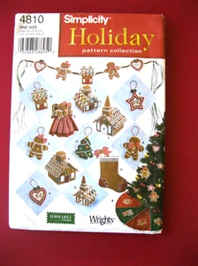 Simplicity 4810 CHRISTMAS ORNAMENTS DECORATIONS fabric sewing pattern 2004 Uncut - Picture 1 of 11