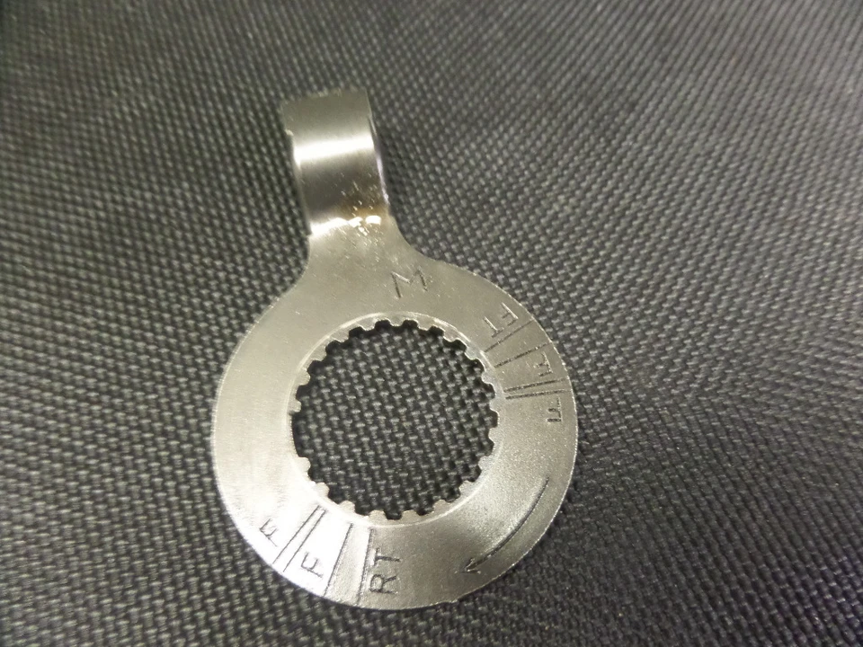 1985 年本田阴影 VT700C 发动机固定部件组件 — 第 1/1 张图片