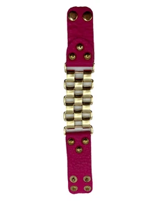 Natasha Gold-tone Link & Pink Fuchsia Leatherette Snap Bracelet - Picture 1 of 3